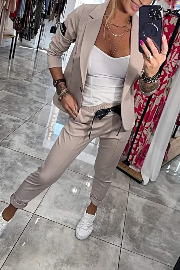 Cleo - Stylowy zestaw marynarka i spodnie